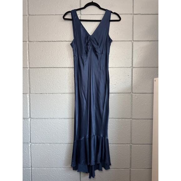cut loose Dresses & Skirts - Women's Cut Loose Silky Drop Waist Flared Hem Tank Dress in Navy Taylor Swift